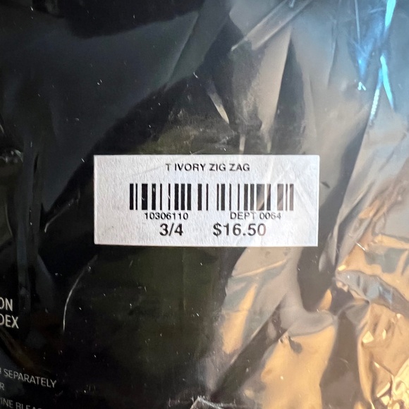 Cream Patterned Tights - Picture 5 of 5